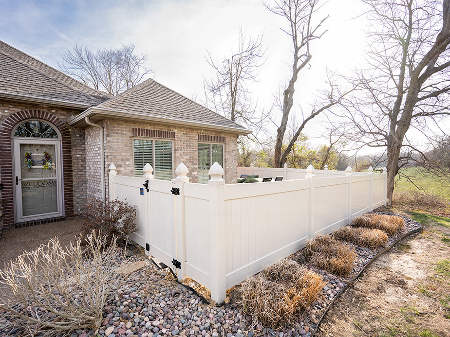 vinyl fence Natick Massachusetts