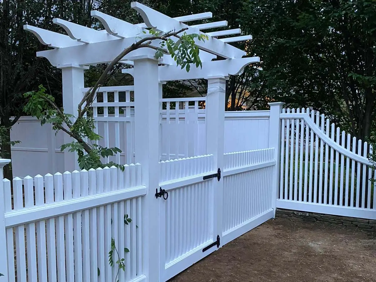 Residential Vinyl Fence Gate Installation Company in Southborough Massachusetts