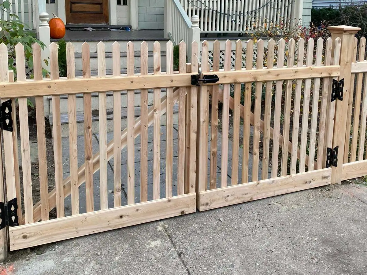 Wood Picket Fence Installation Company in Southborough Massachusetts for Residential Properties